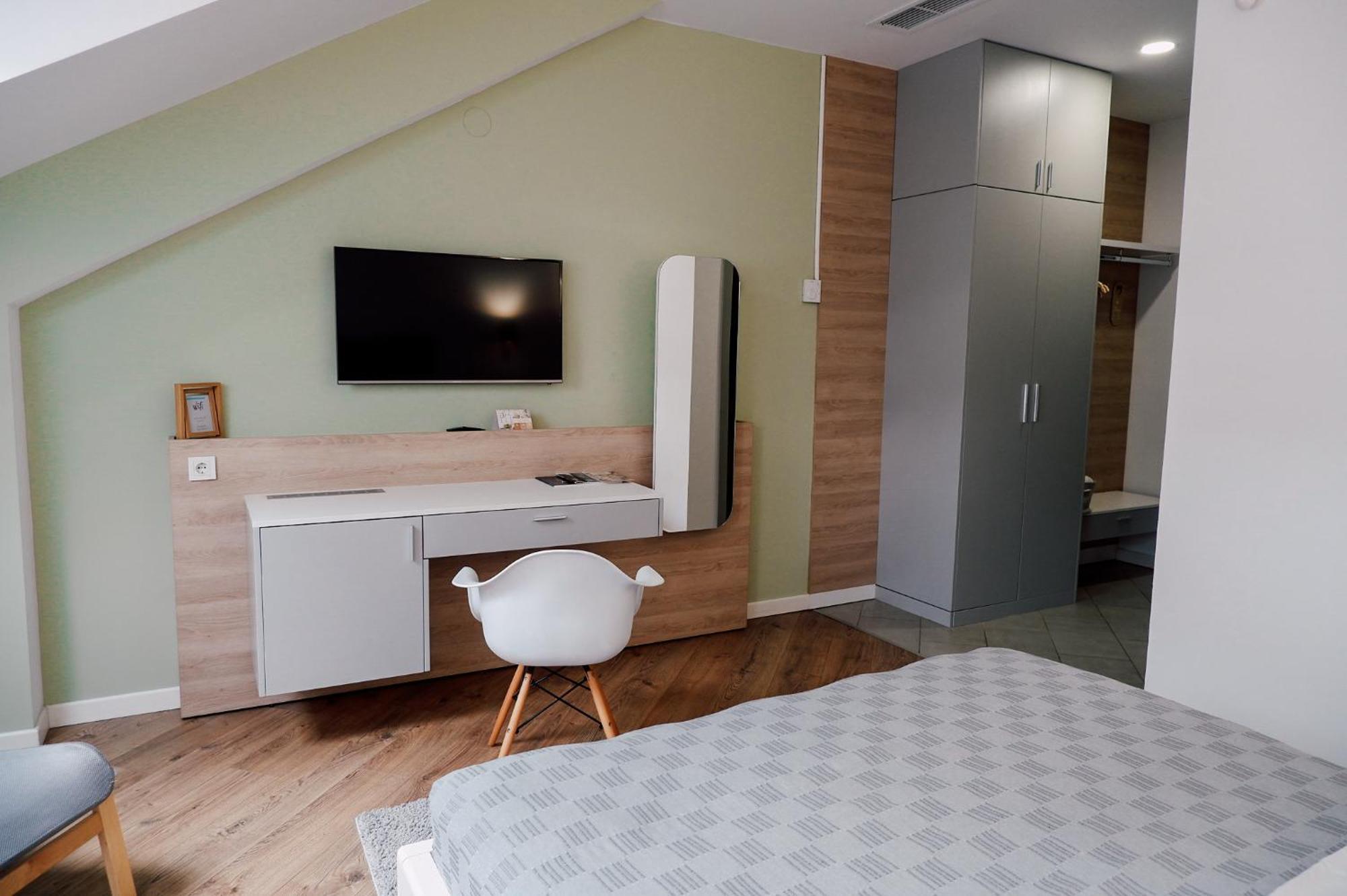Casa M Hotel Nagyvárad Kültér fotó