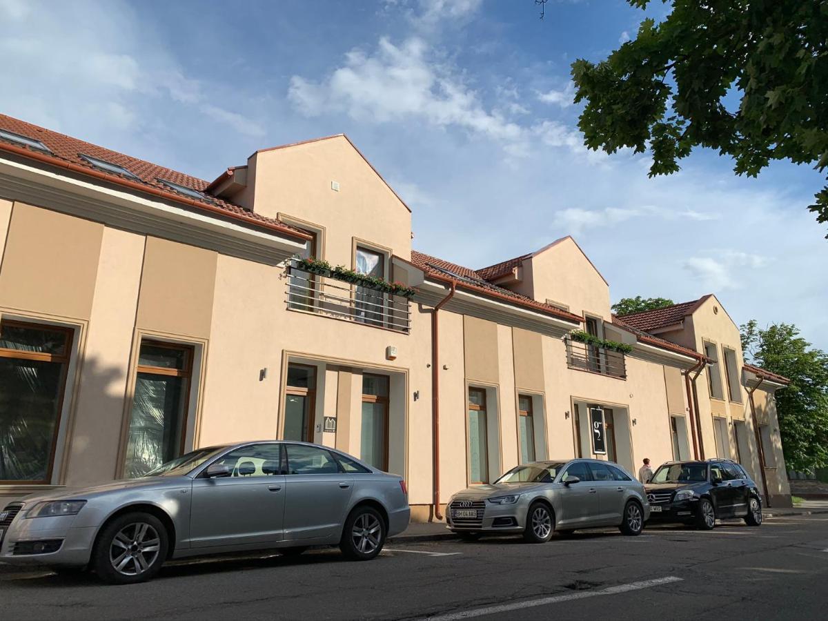 Casa M Hotel Nagyvárad Kültér fotó